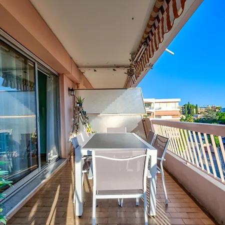 Apartment 3p En Plein De Coeur De Sur