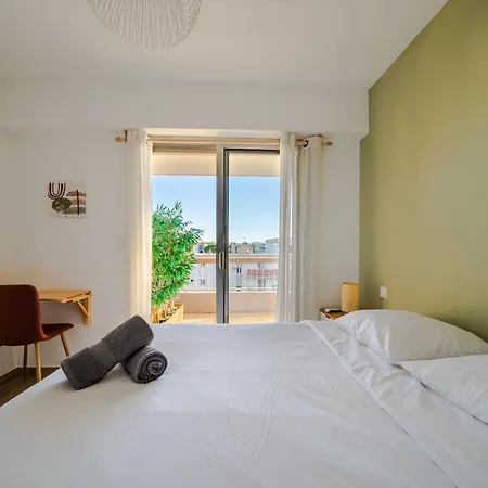 3p En Plein De Coeur De Sur * Cagnes-sur-Mer